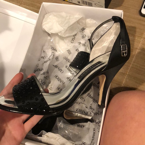 High heels - Picture 3 of 3